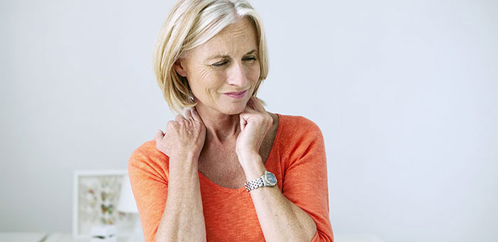 Chiropractic for neck and shoulder pain in Roseville