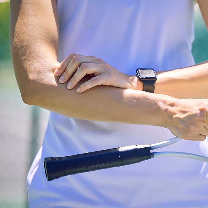 Tennis elbow chiropractor in Roseville